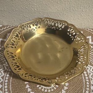 VTG Footed Elegant Brass Gold Color Decorative Bowl